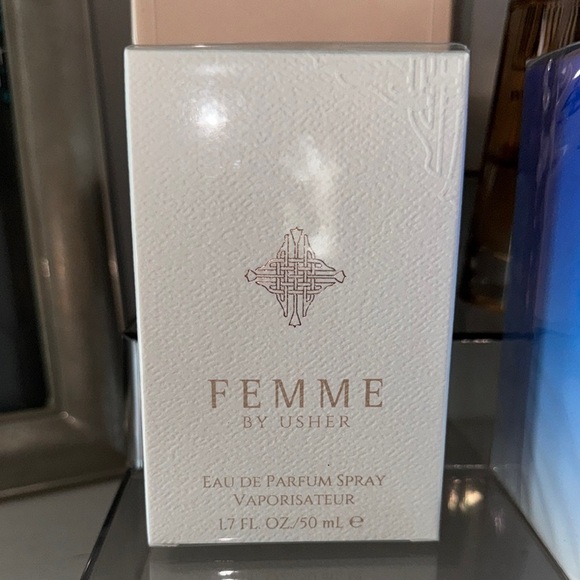 Usher Other - Usher White Makeup Collection